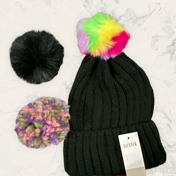 NWT Nordstrom BP. Bundle of two Ribbed Beanie with Interchangeable Faux Fur Pom - Picture 2 of 5